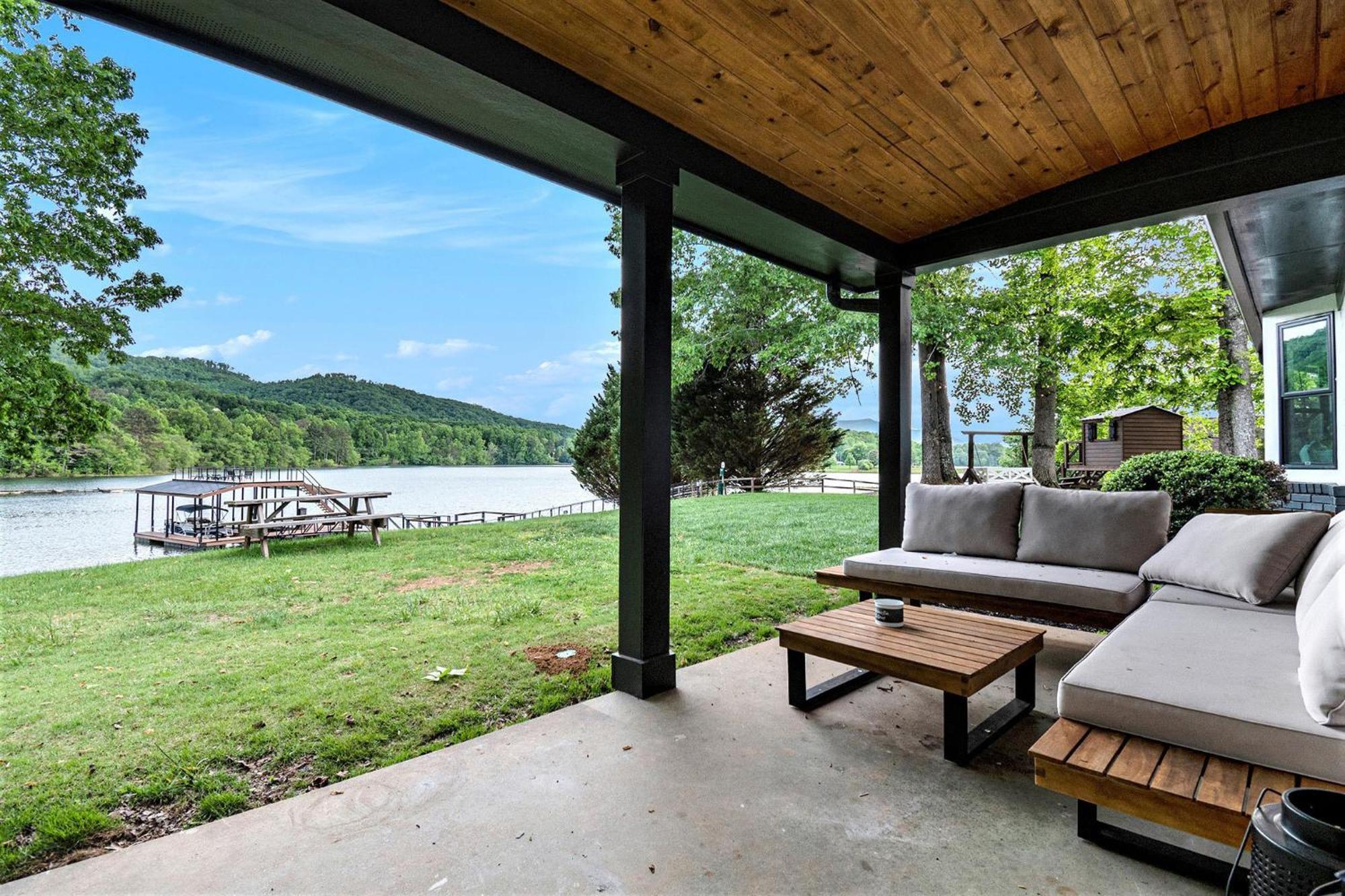 Tranquille Resort Hiawassee Pokoj fotografie